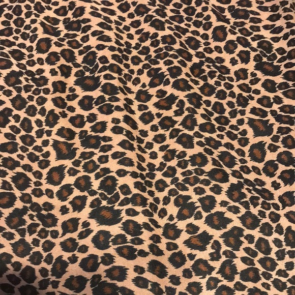 Ladies Briggs Leopard Spandex Stretch Skirt - Picture 2 of 11